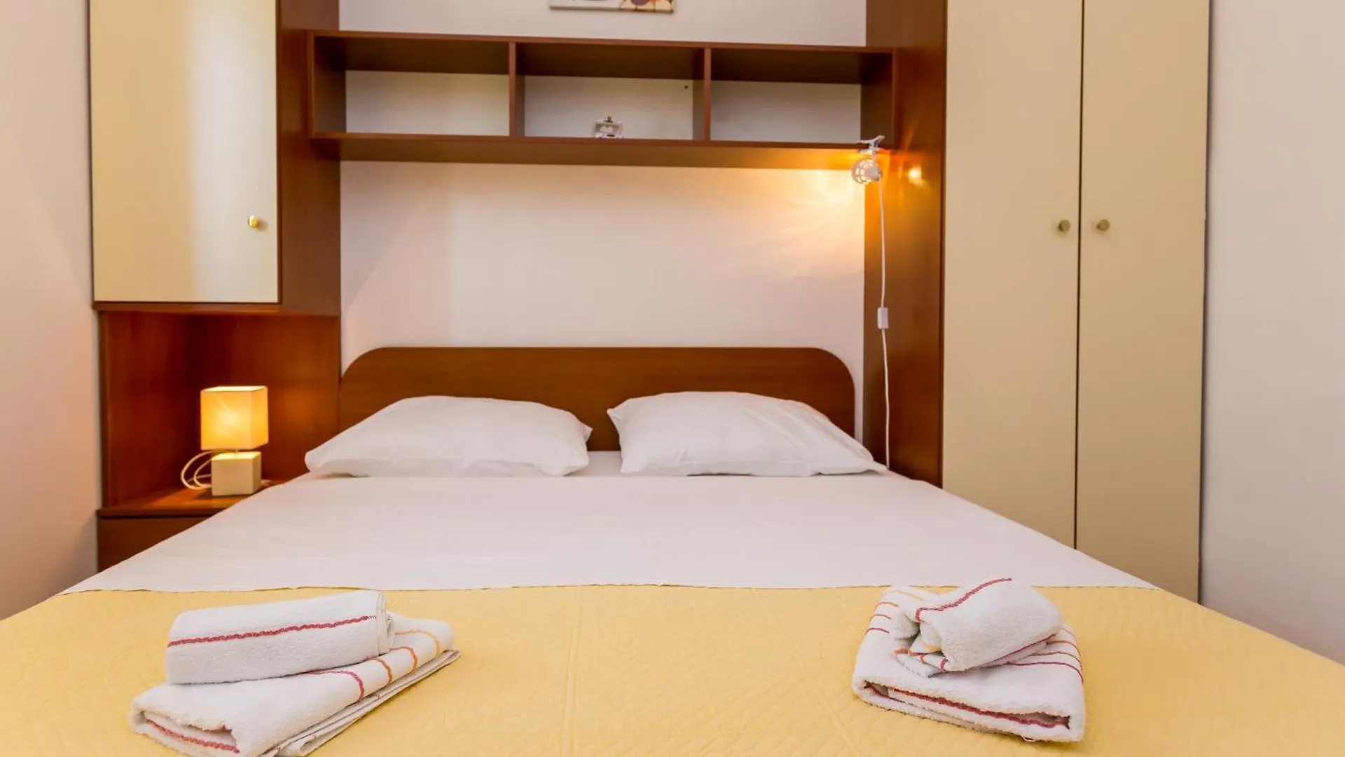 Apartments In Villa Top Trogir Croatie