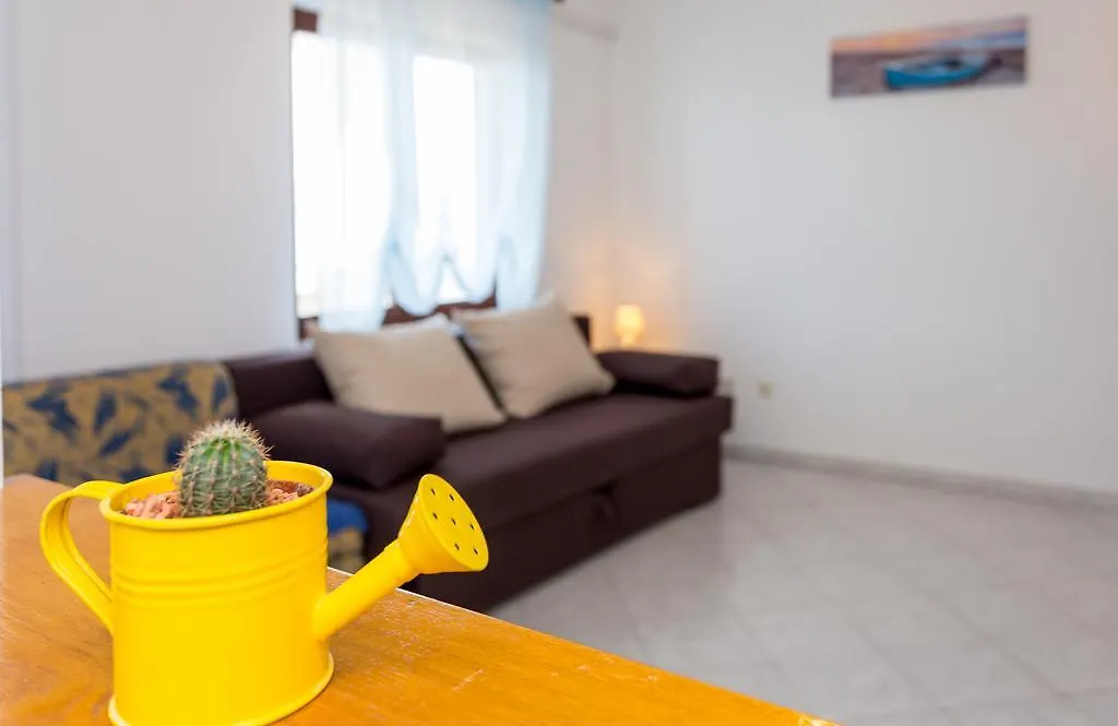 Apartments In Villa Top Trogir 0*,