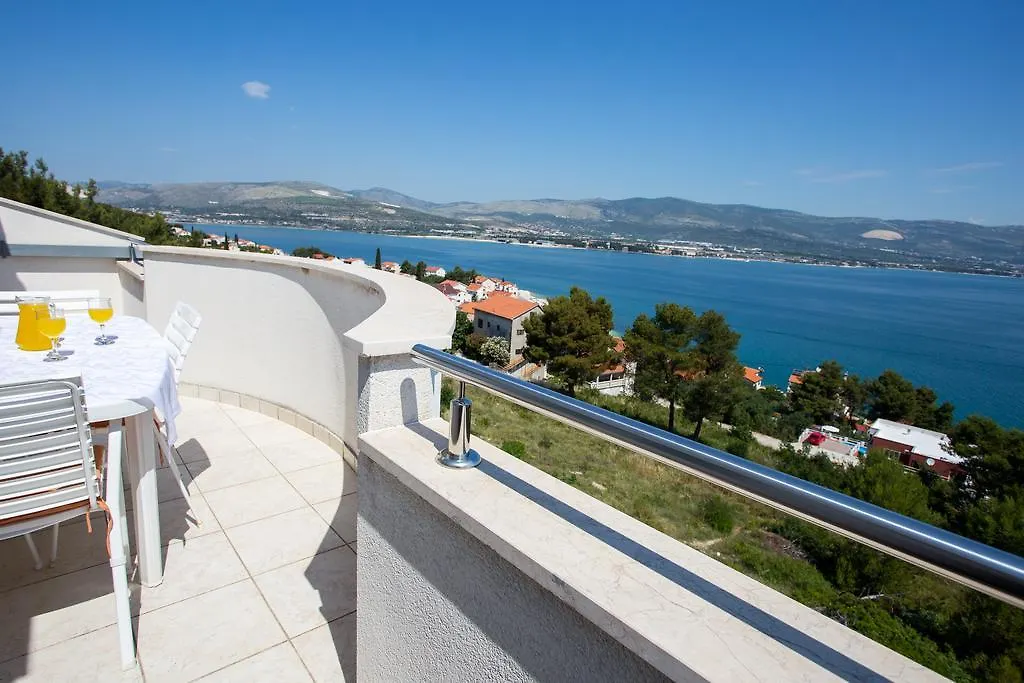 Apartments In Villa Top Trogir Croatie